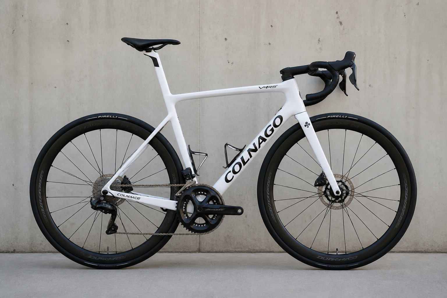 Colnago V4Rs : le compromis idéal entre poids et rigidité